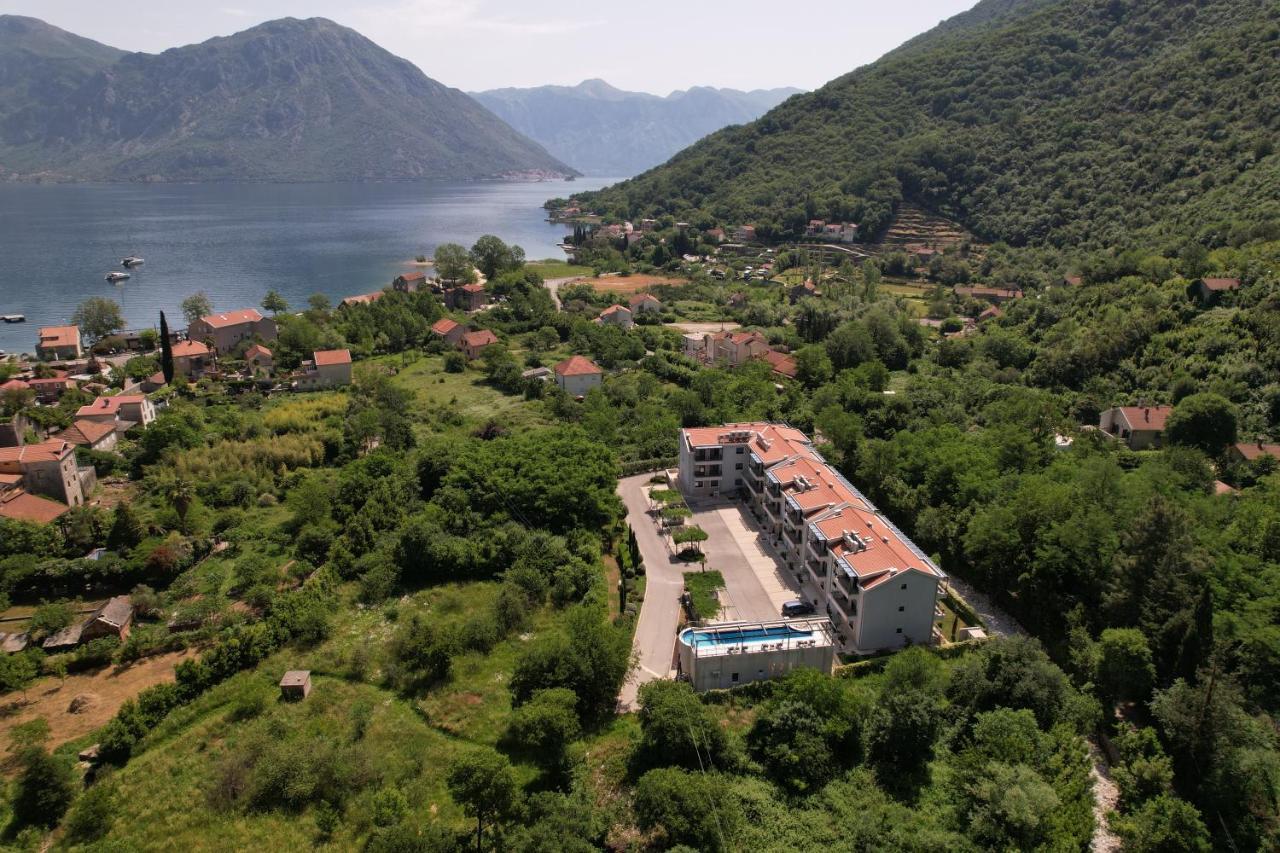 Green Bay Apartments Morinj Kotor Buitenkant foto