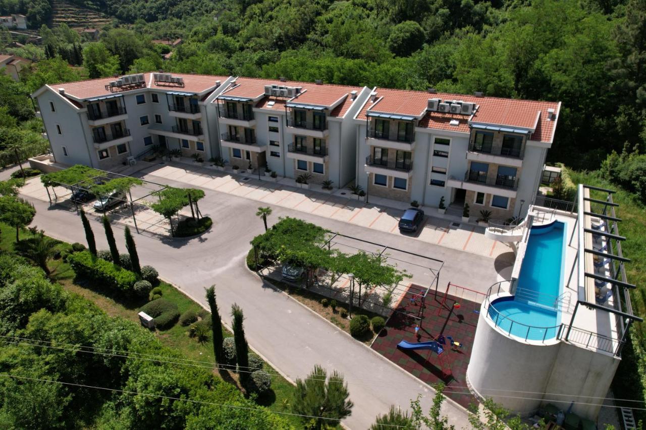 Green Bay Apartments Morinj Kotor Buitenkant foto