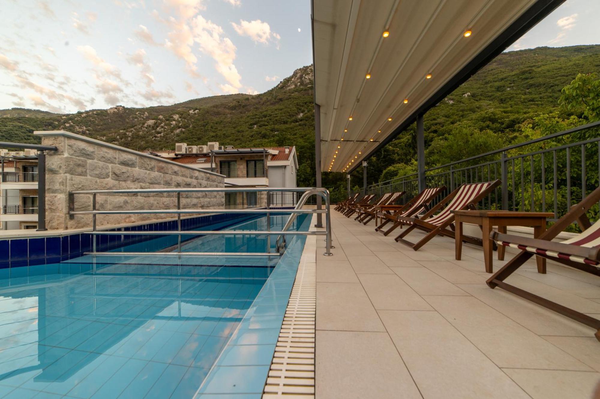 Green Bay Apartments Morinj Kotor Buitenkant foto